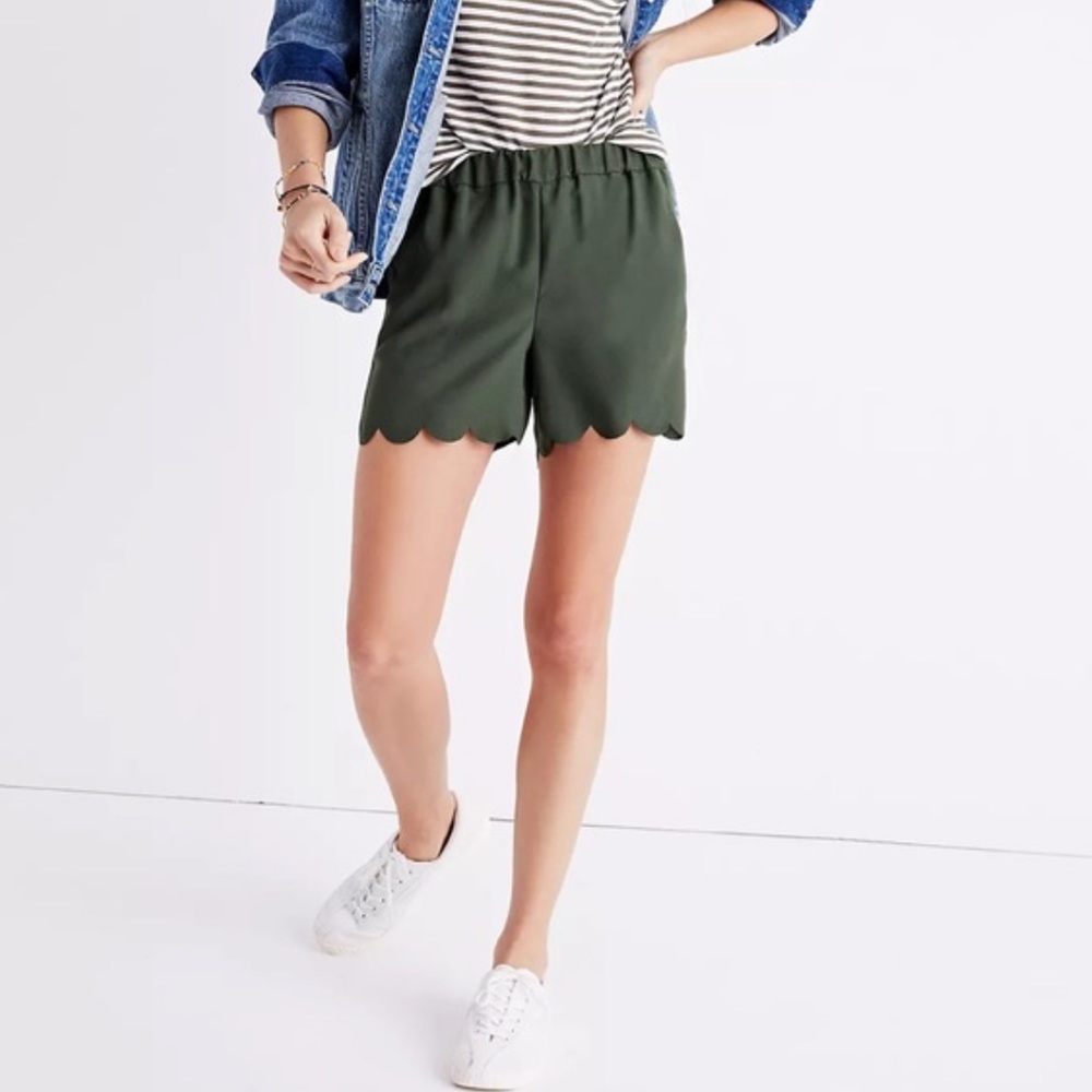 Madewell • Scallop • Forest Green Hem Shorts, Dressy or casual everyday shorts